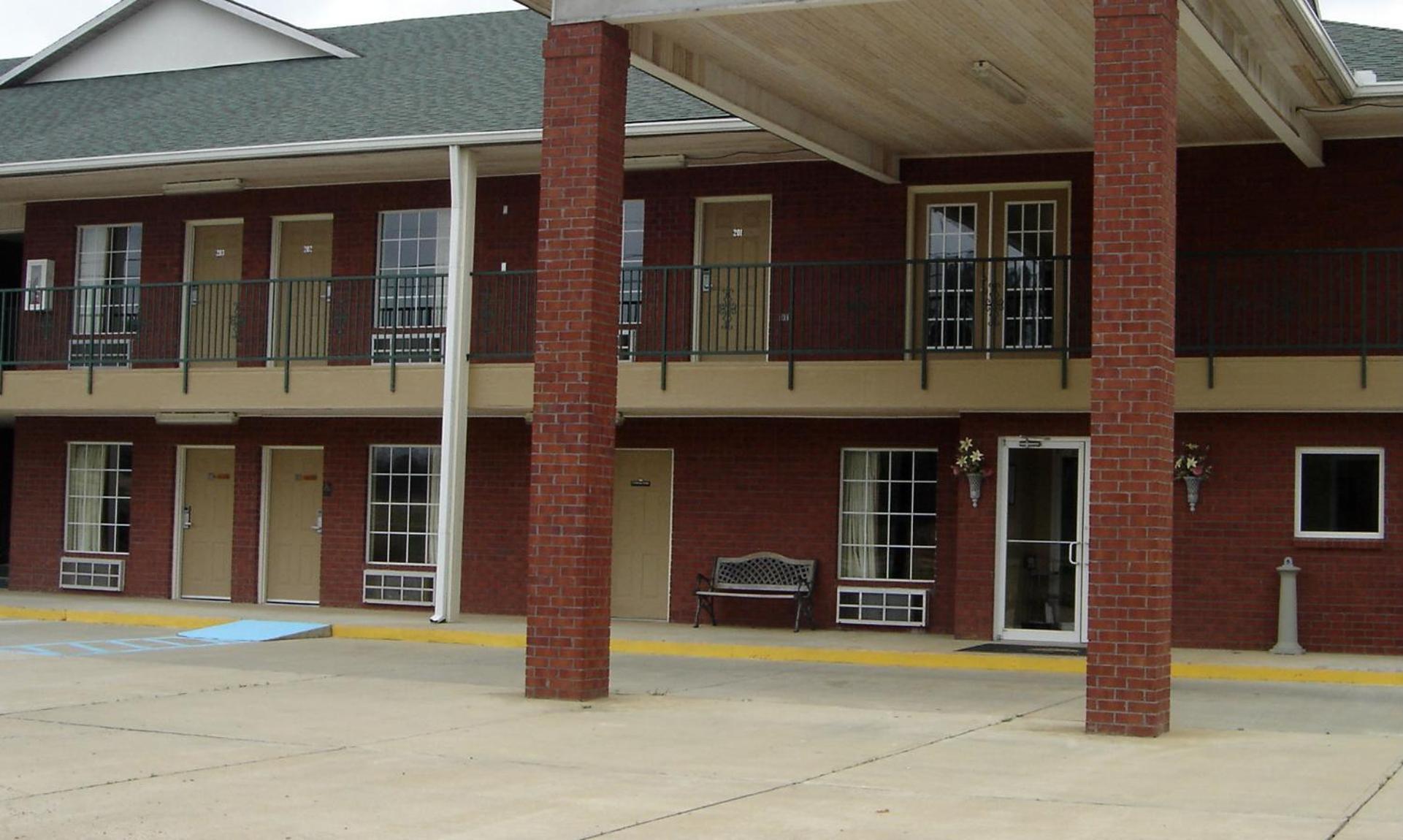 Homegate Inn Louisville Ngoại thất bức ảnh