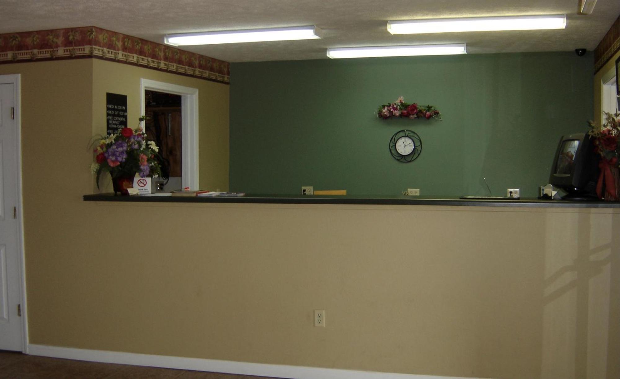 Homegate Inn Louisville Ngoại thất bức ảnh